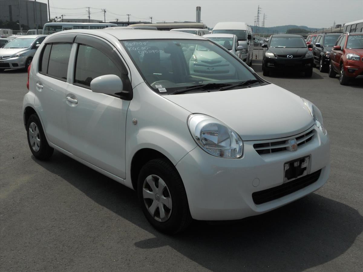 Toyota passo 2013