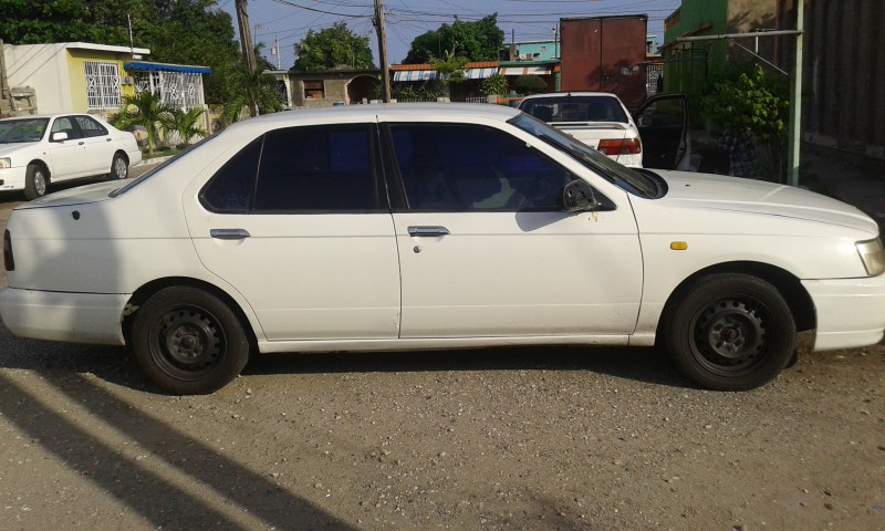 Nissan bluebird 1997