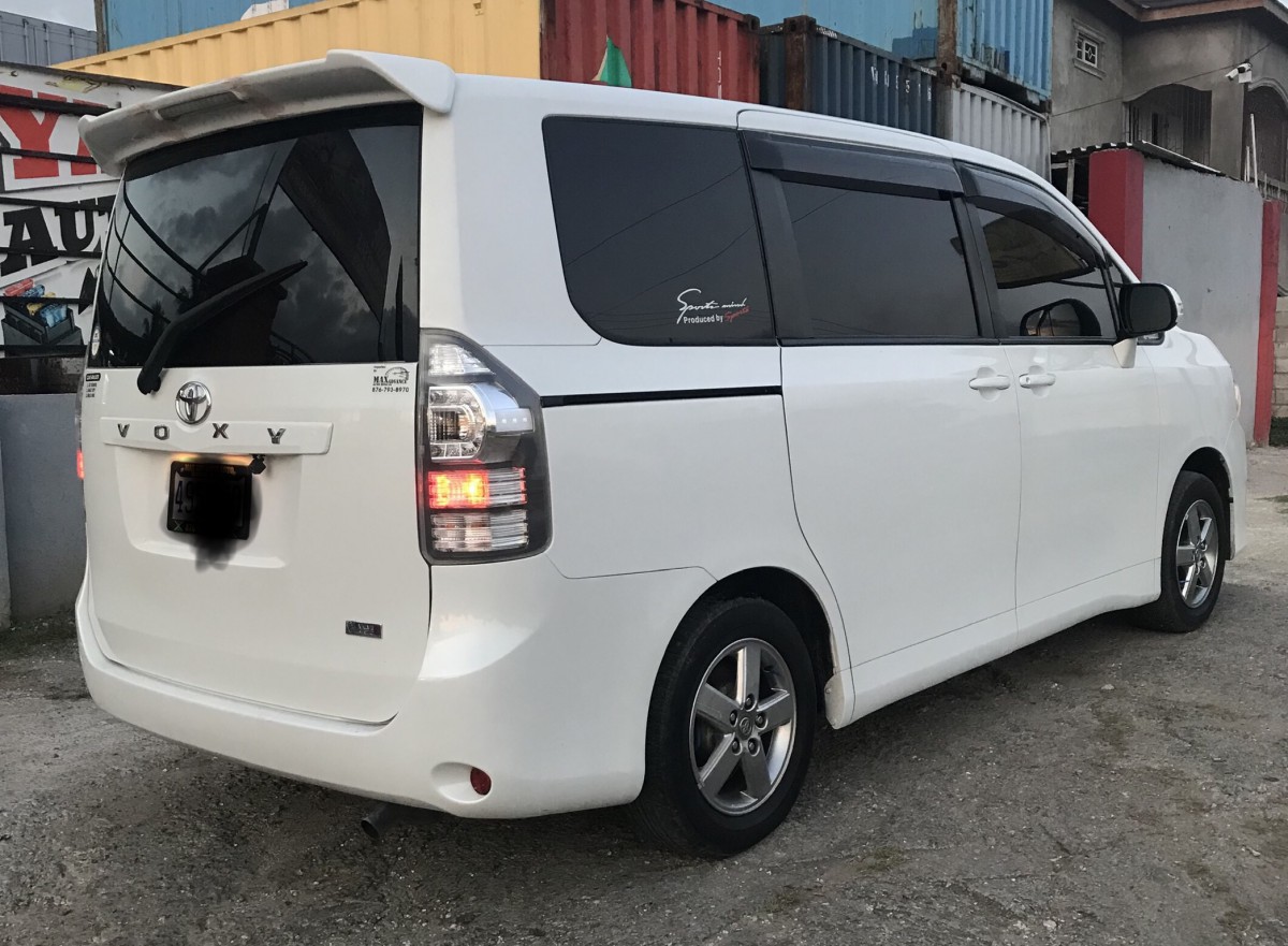 2012 Toyota VOXY for sale in St. Catherine, Jamaica