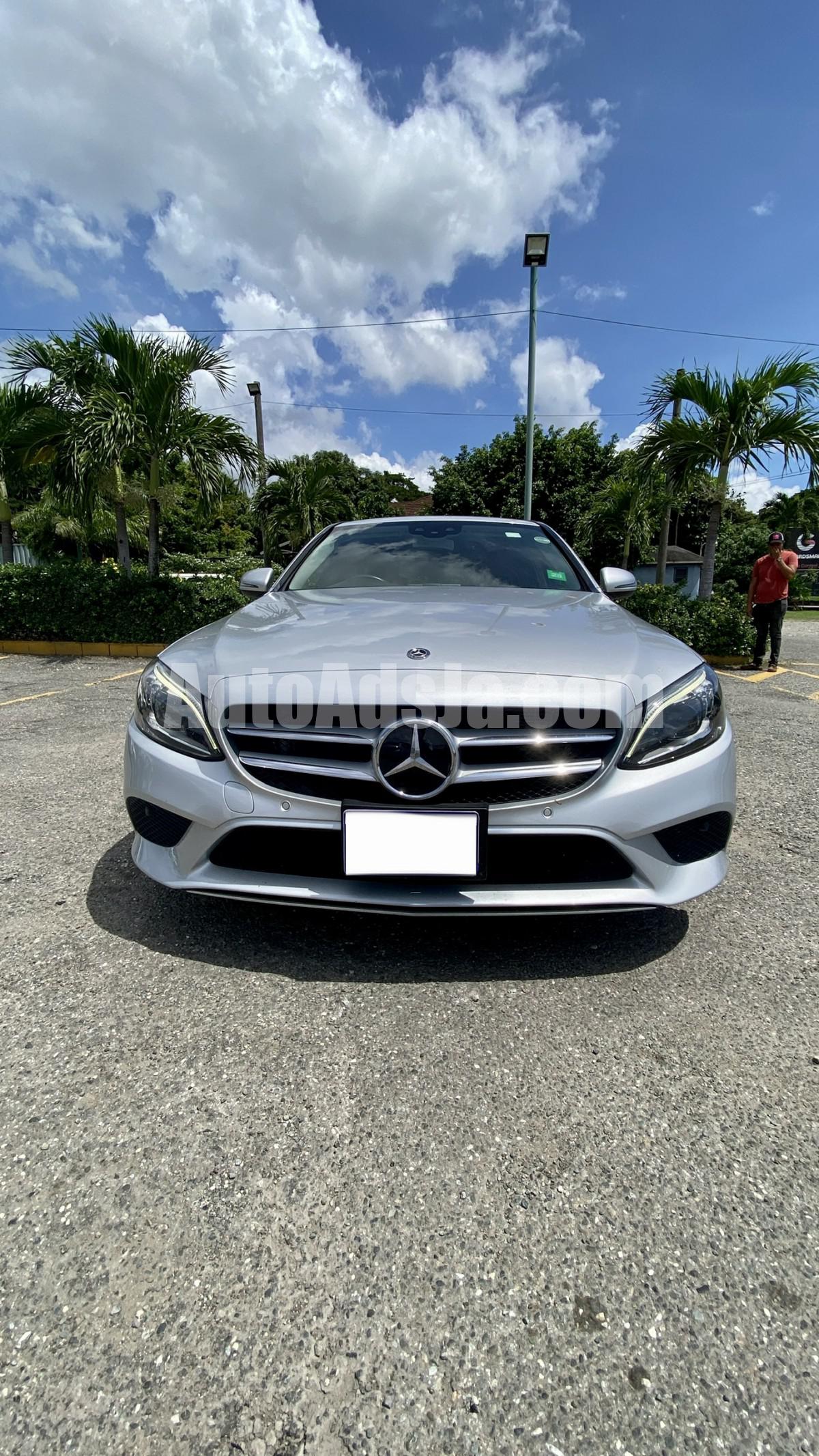 2019 Mercedes Benz C200H for sale in Kingston / St. Andrew, Jamaica