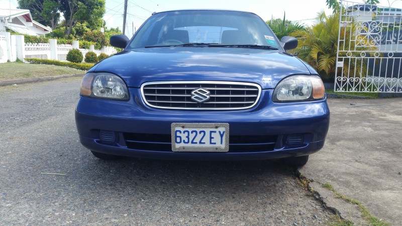 Suzuki baleno 2001