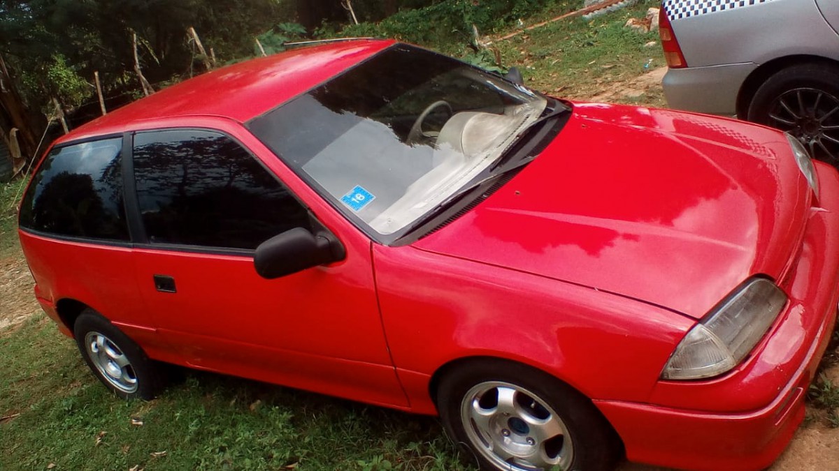 Suzuki swift 1990