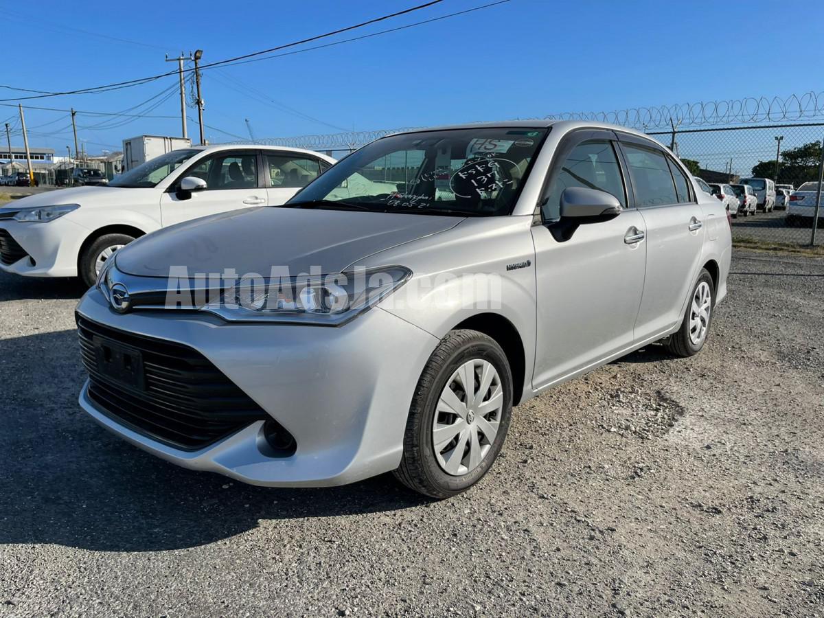 Toyota corolla axio 2016