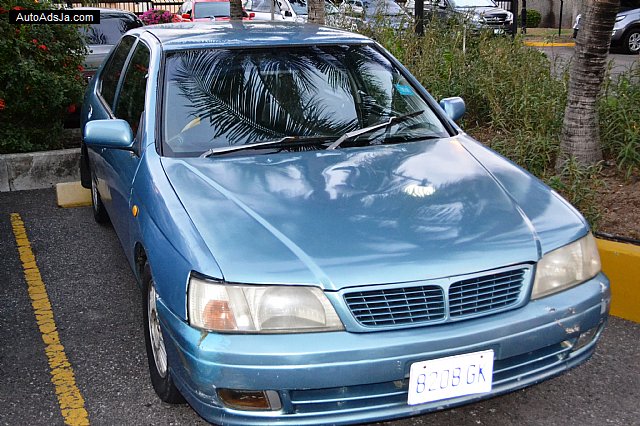 Nissan bluebird 1996