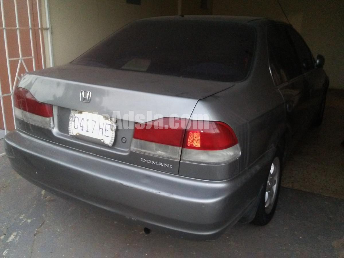 Honda domani 2000