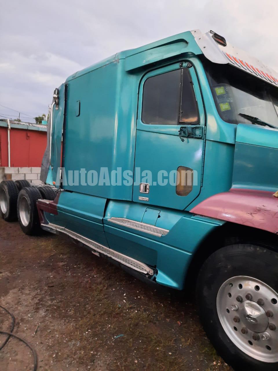 2010 Freightliner Truck for sale in St. Catherine, Jamaica