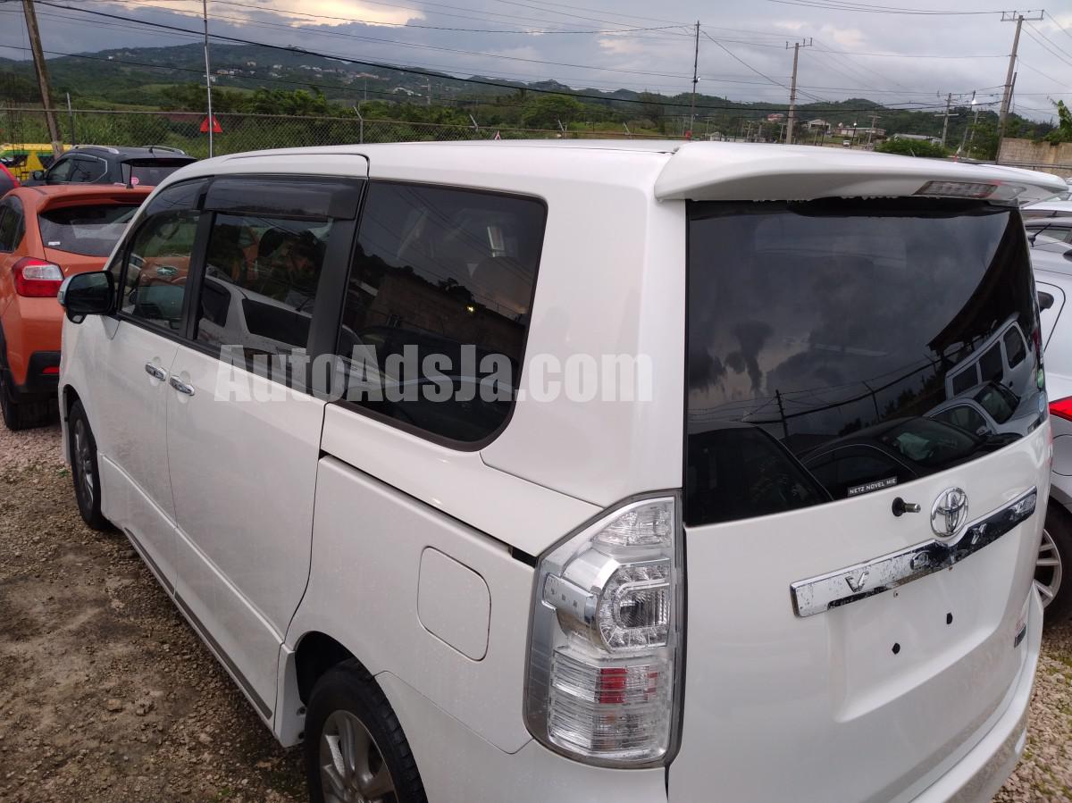 2014 Toyota Voxy For Sale In Manchester Jamaica AutoAdsJa
