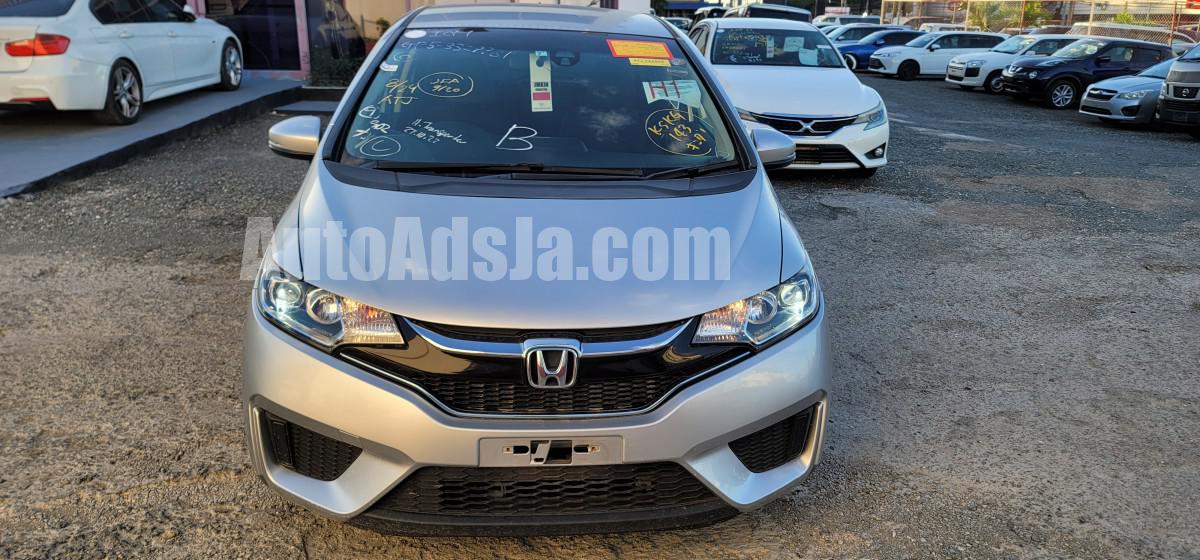 2017 Honda Fit Hybrid for sale in Kingston / St. Andrew, Jamaica