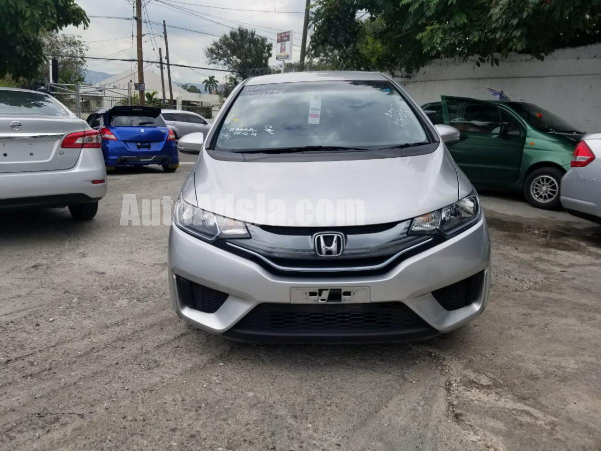 14 Honda Fit Hybrid For Sale In Kingston St Andrew Jamaica Autoadsja Com