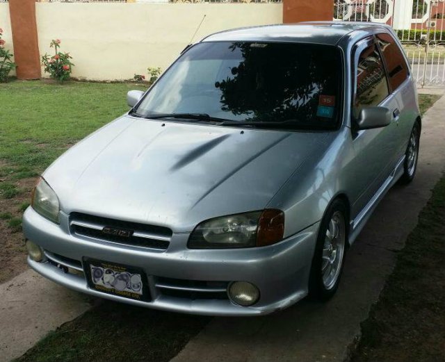Toyota starlet glanza s