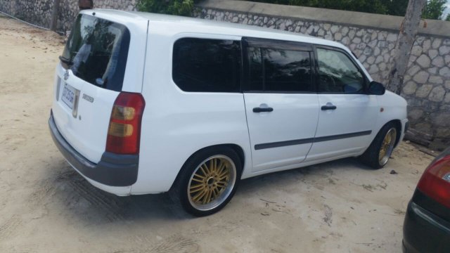 Toyota succeed 2004 Toyota succeed 2004