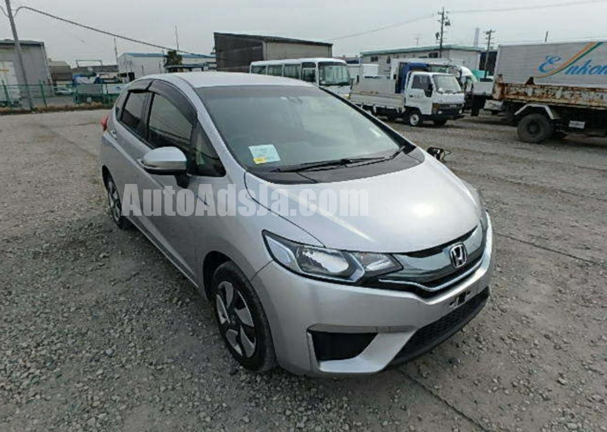 14 Honda Fit Hybrid For Sale In Kingston St Andrew Jamaica Autoadsja Com
