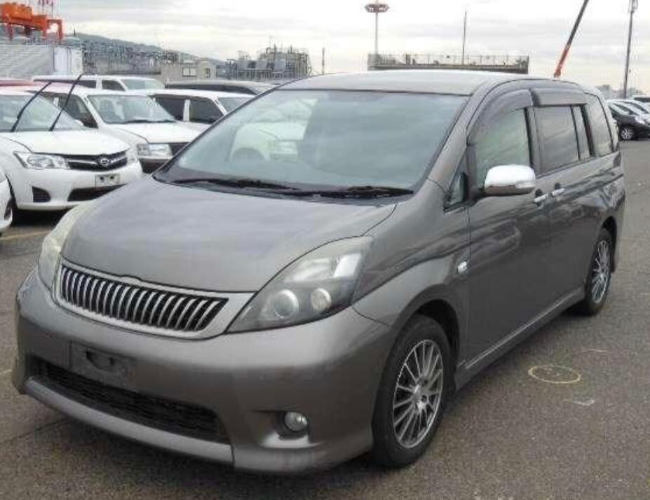 Toyota isis 2010 характеристики Toyota isis 2010 характеристики