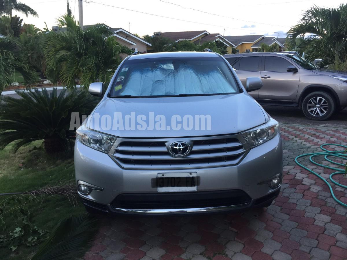 2011 Toyota Highlander for sale in St. Ann, Jamaica | AutoAdsJa.com