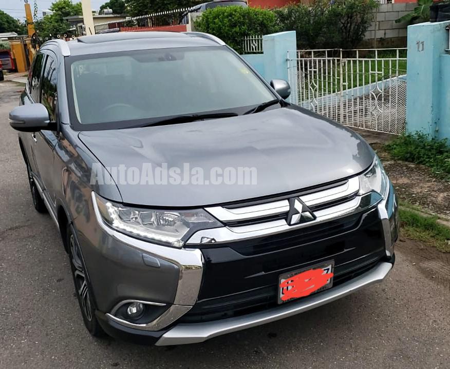 2016 Mitsubishi Outlander for sale in Kingston / St. Andrew, Jamaica