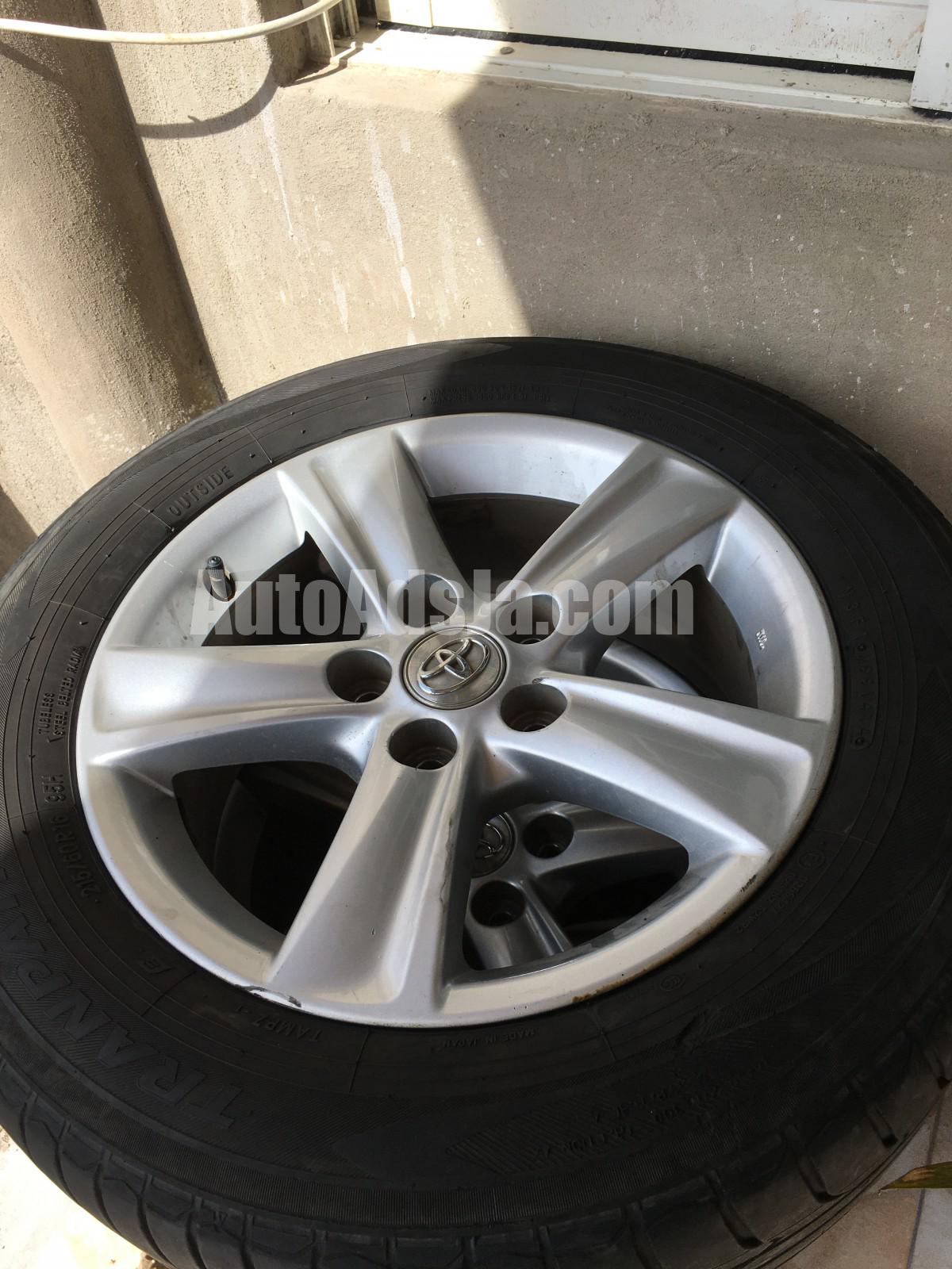 2010 Toyota Marks rims for sale in St. Catherine, Jamaica