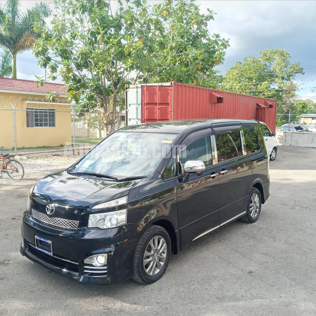 2012 Toyota Voxy for sale in Westmoreland, Jamaica