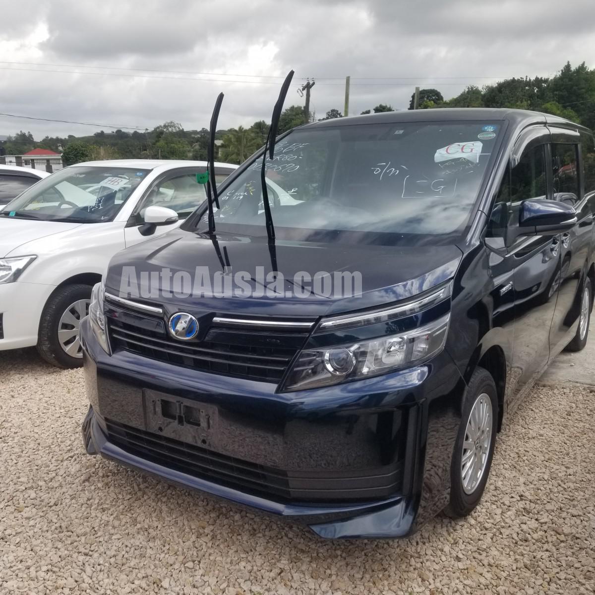 2014 Toyota Voxy For Sale In Manchester Jamaica AutoAdsJa