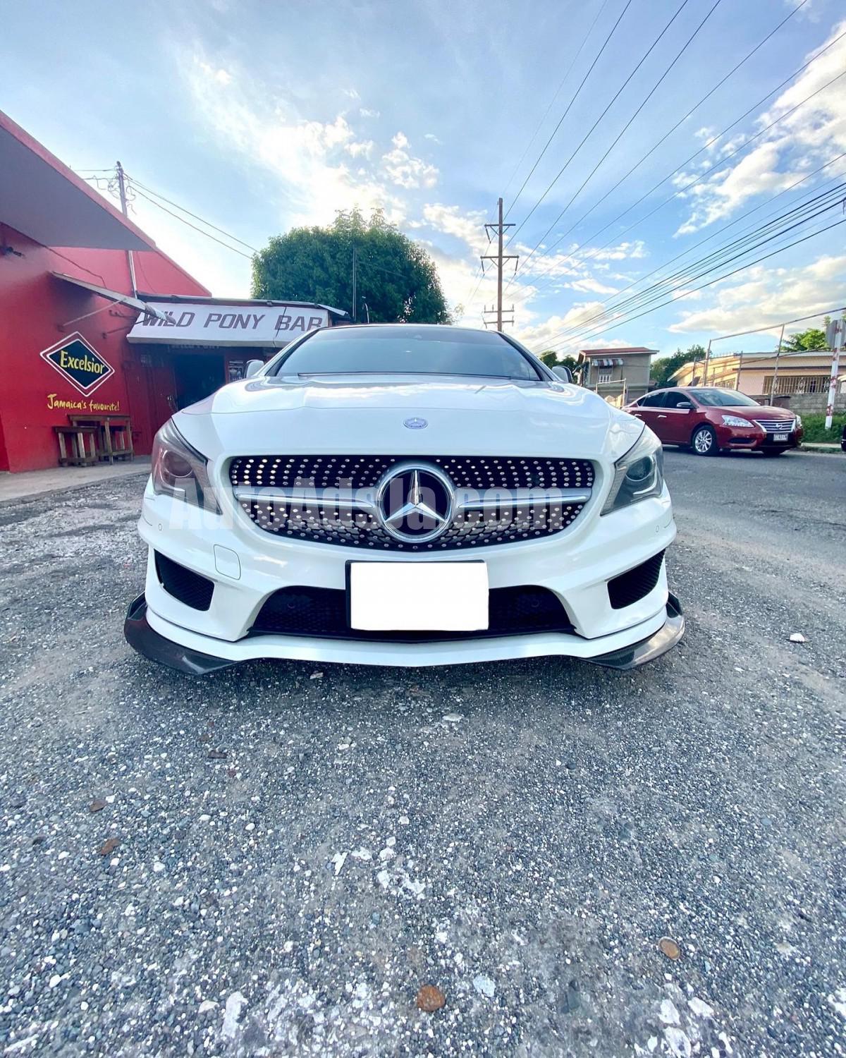 2014 Mercedes Benz Cla 180 for sale in Kingston / St. Andrew, Jamaica