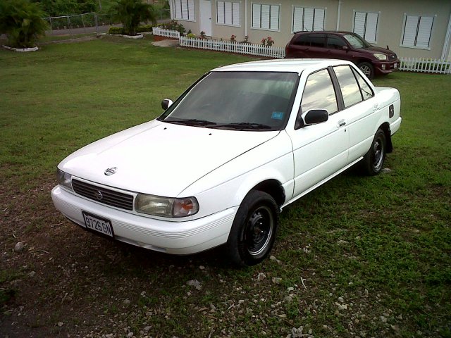 Nissan sunny 1993