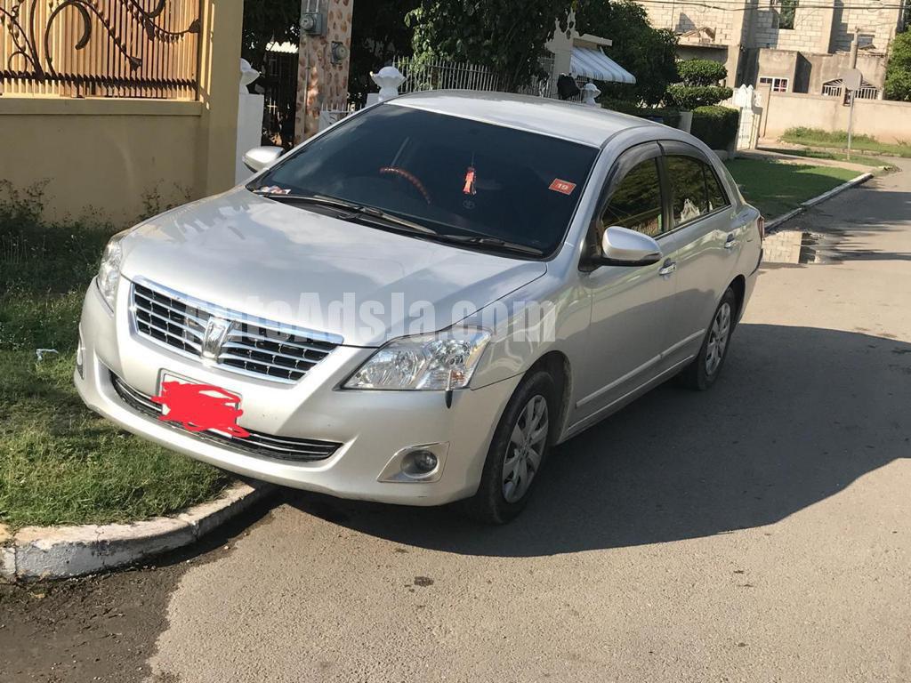 Toyota premio 2015