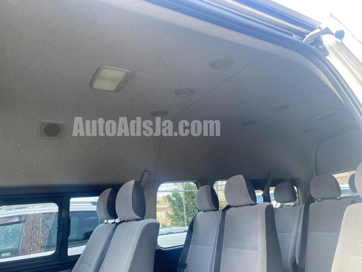 2016 Toyota Hiace commuter power sliding door for sale in Kingston / St