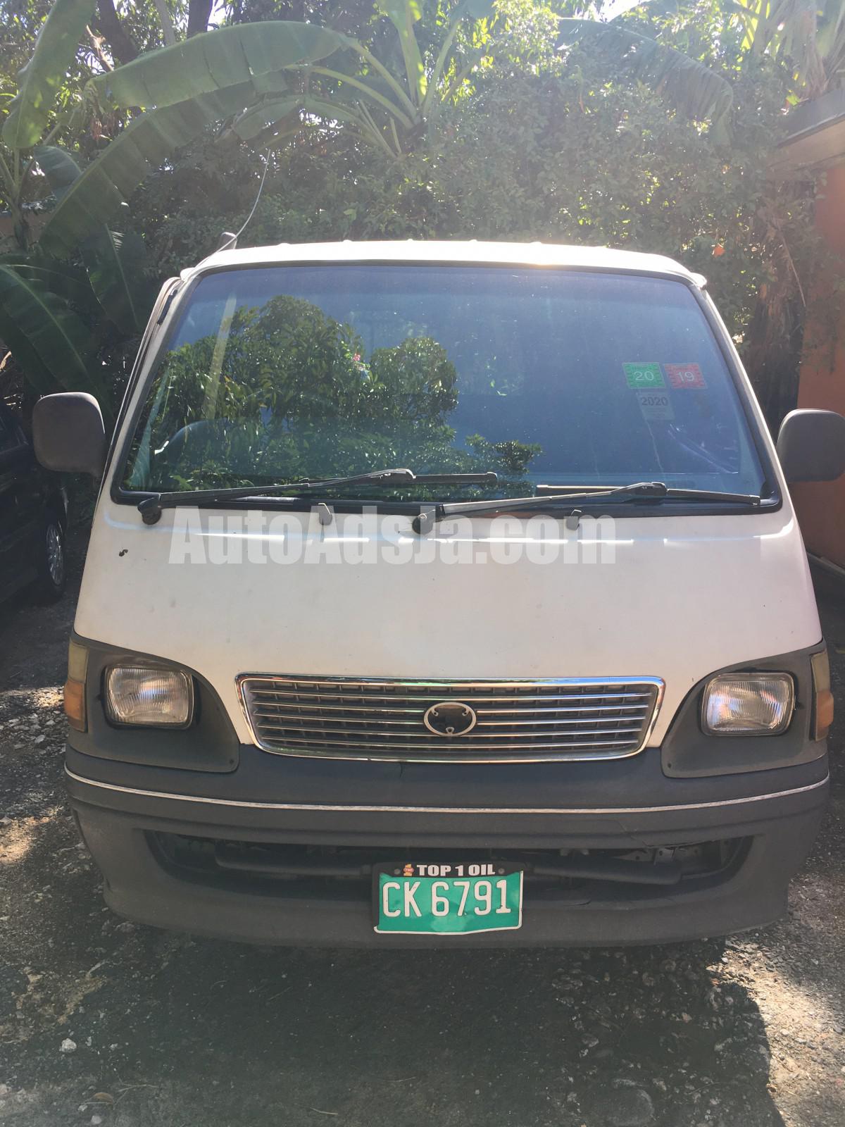 toyota hiace van 2002 model price