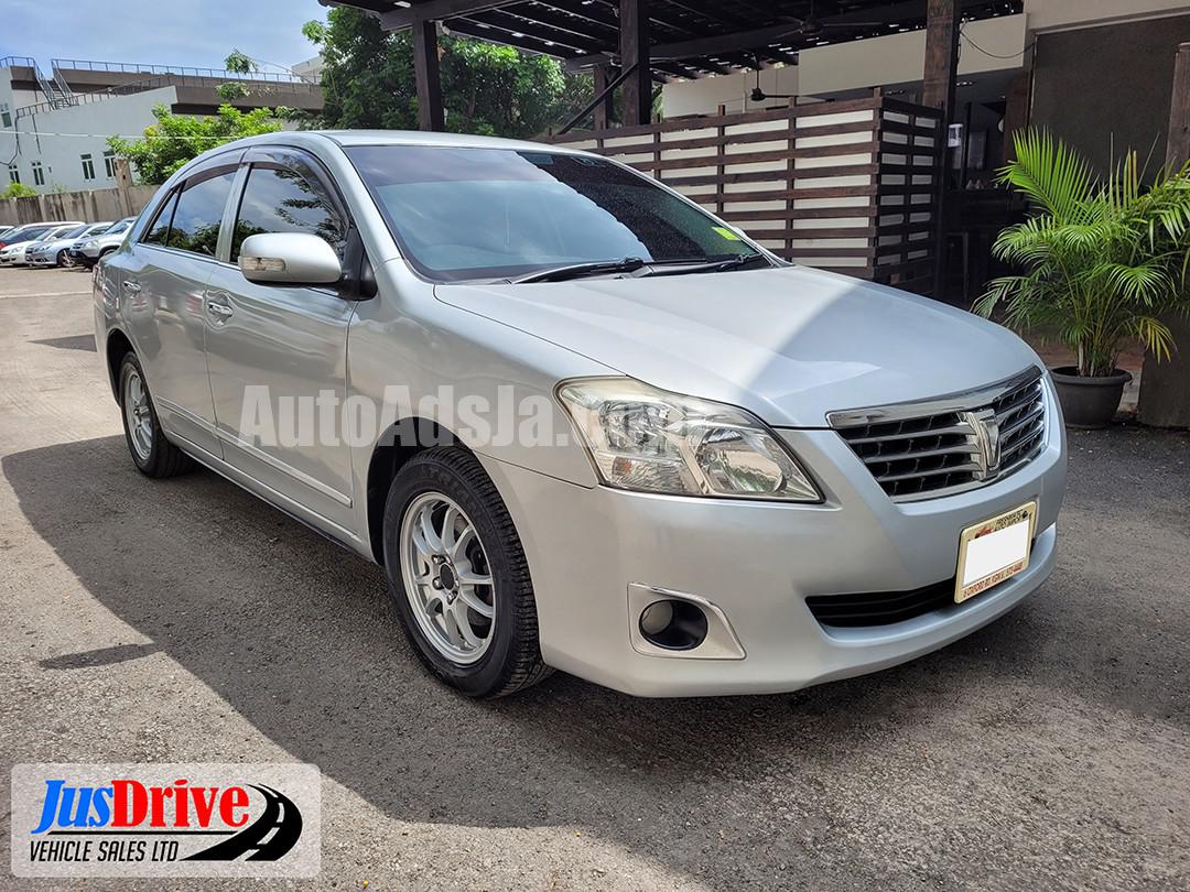 Toyota premio 2012