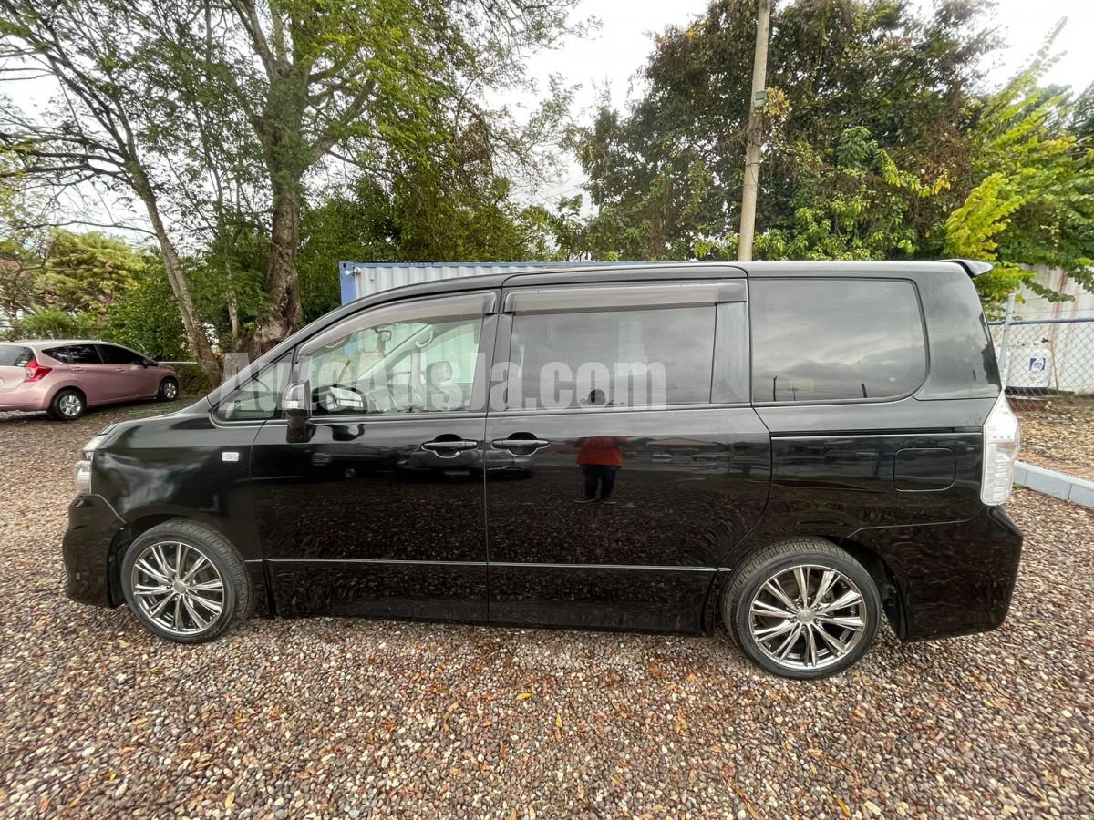 2013 Toyota Voxy For Sale In Manchester Jamaica AutoAdsJa