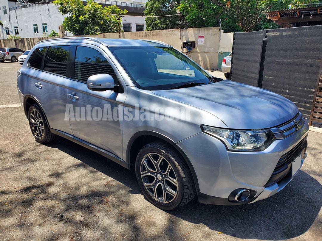 2015 Mitsubishi Outlander for sale in Kingston / St. Andrew, Jamaica