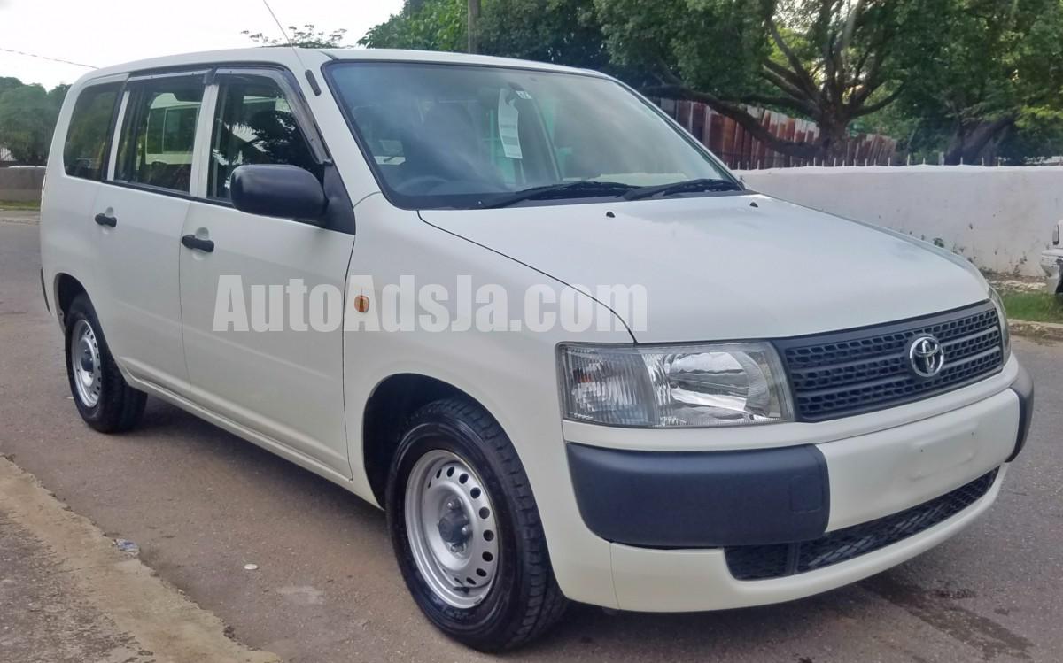 Toyota probox 2013