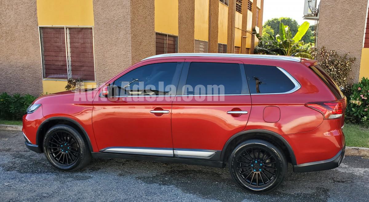 2016 Mitsubishi Outlander for sale in Kingston / St. Andrew, Jamaica