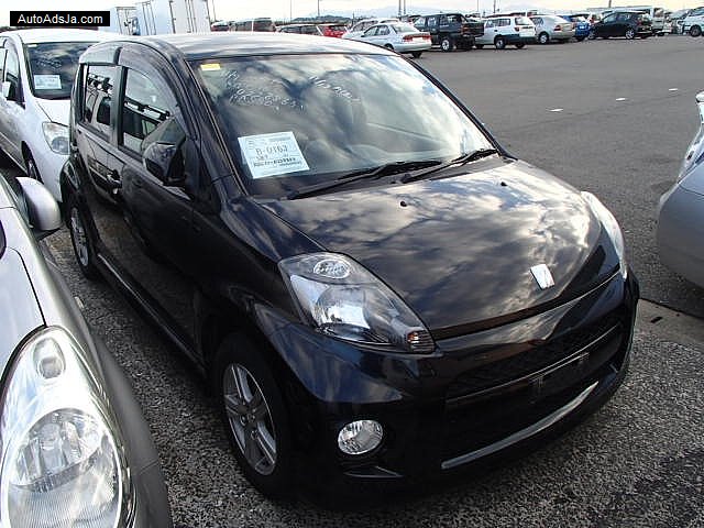 Toyota passo racy