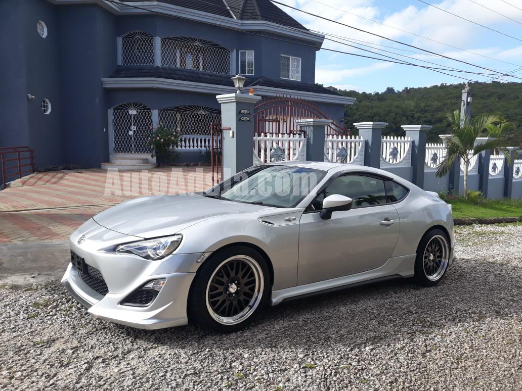 2014 Toyota FT86GT86 for sale in Manchester, Jamaica | AutoAdsJa.com