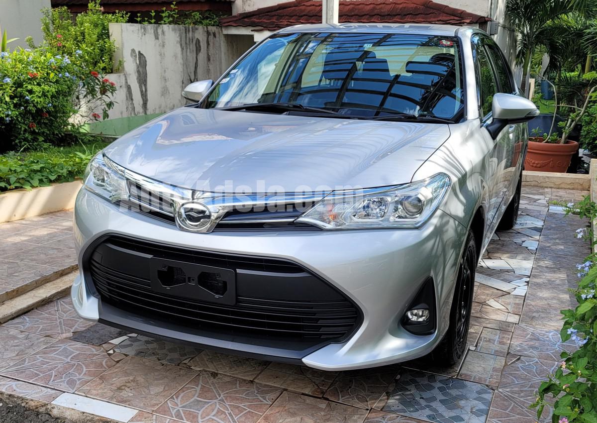 Toyota corolla axio 2017