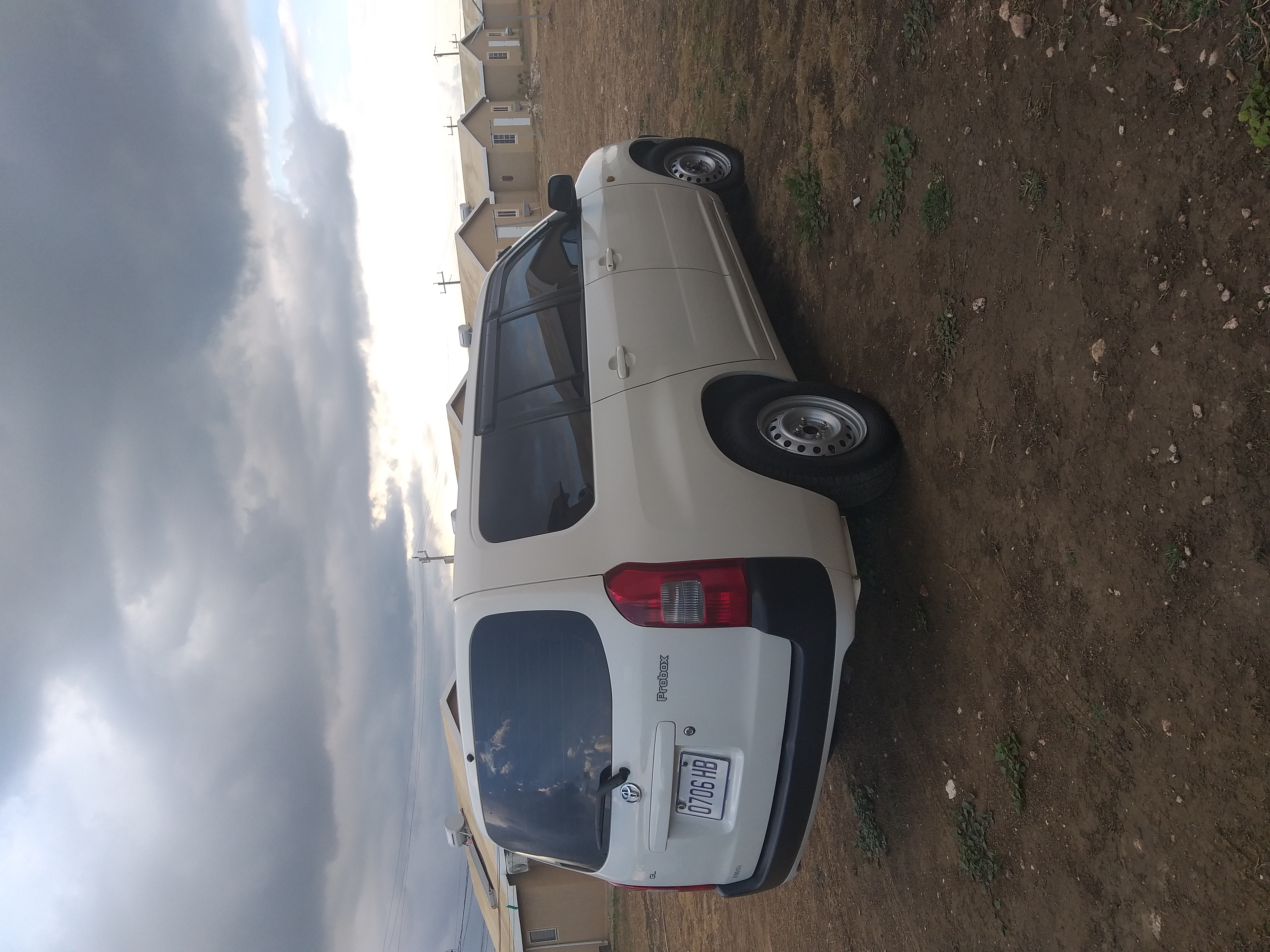 Toyota probox 2013