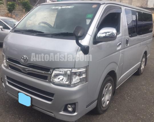 14 Toyota Hiace Super Gl For Sale In Kingston St Andrew Jamaica Autoadsja Com
