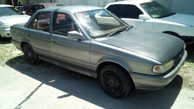 Nissan sunny b13