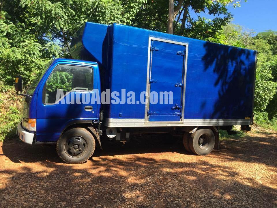 2008 Isuzu Box Truck for sale in Clarendon, Jamaica
