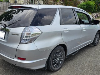 2012 Honda Fit shuttle
$895,000