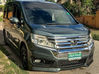 2013 Honda Stepwagon Spada for sale in Kingston / St. Andrew, Jamaica