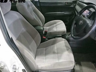 2017 Toyota Corolla  Axio for sale in Kingston / St. Andrew, Jamaica