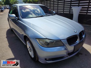 2011 BMW 320i