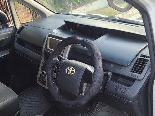 2011 Toyota Voxy for sale in Kingston / St. Andrew, 