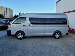 2020 Toyota GL Hiace Commuter