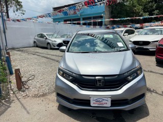 2020 Honda Fit Shuttle for sale in Kingston / St. Andrew, Jamaica