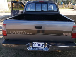 1985 Toyota T100 for sale in Westmoreland, Jamaica