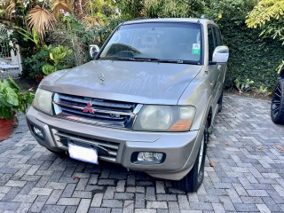 2002 Mitsubishi Pajero GLS