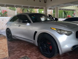 2010 Infiniti FX 35