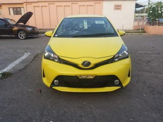 2014 Toyota Vitz 1300cc for sale in Kingston / St. Andrew, Jamaica